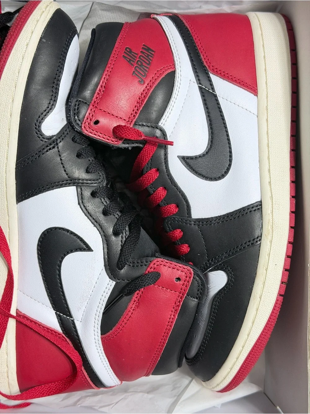 Jordan Retro High OG - Black/White/Varsity Red